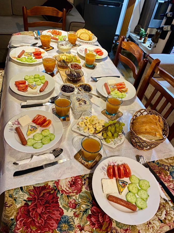Restaurant & Guest House Semani 베라트 외부 사진